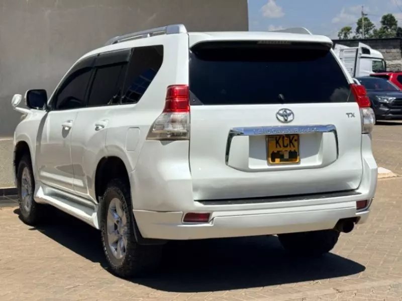 Toyota Landcruiser prado TX   - 2010