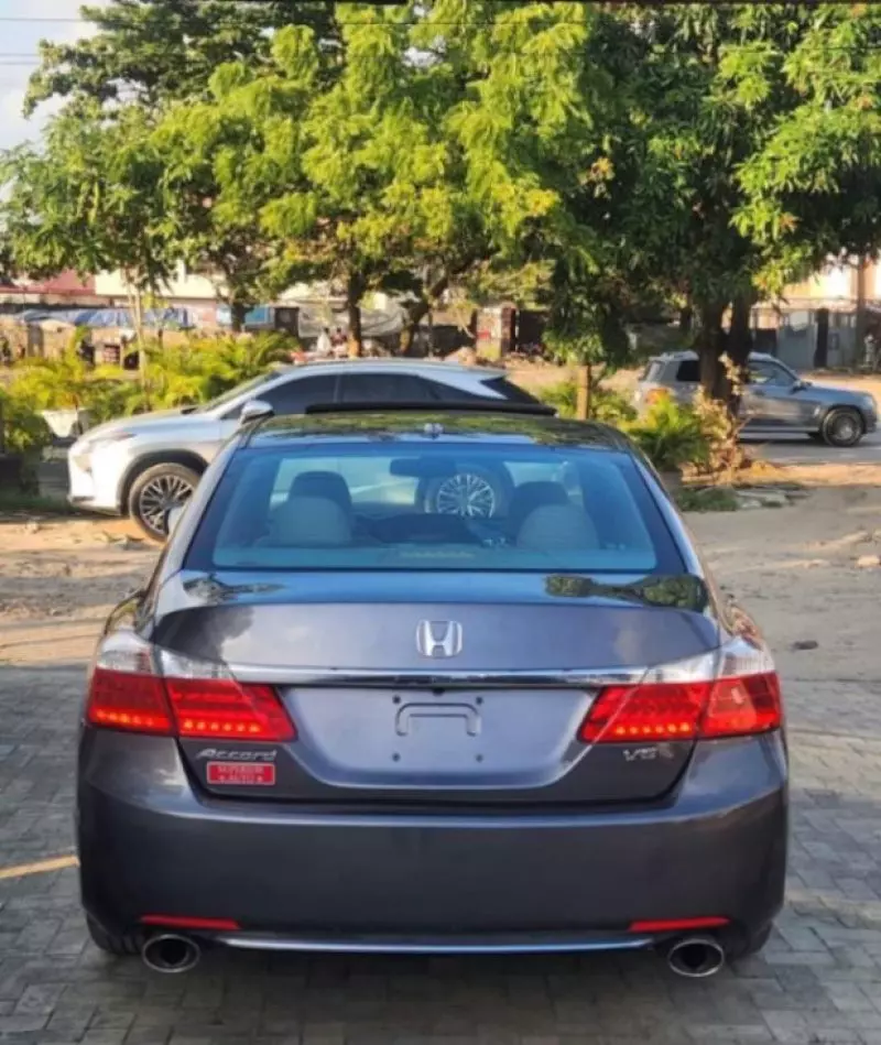 Honda Accord   - 2013