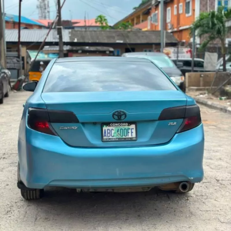 TOYOTA Camry   - 2012