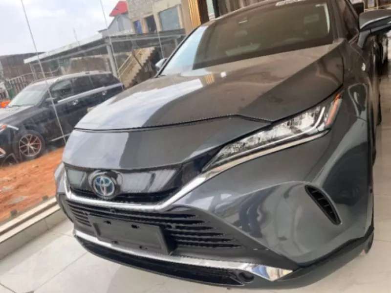 Toyota Venza   - 2021