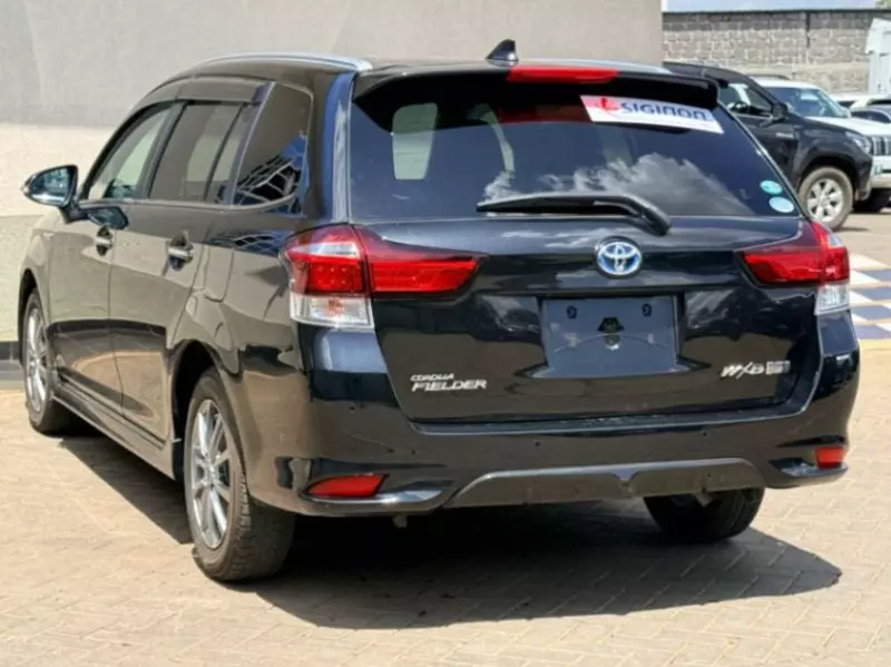 Toyota Fielder    - 2018