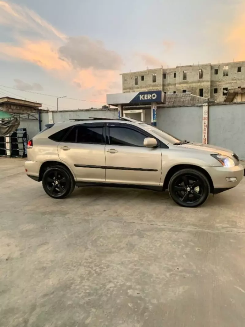 Lexus RX 330   - 2005