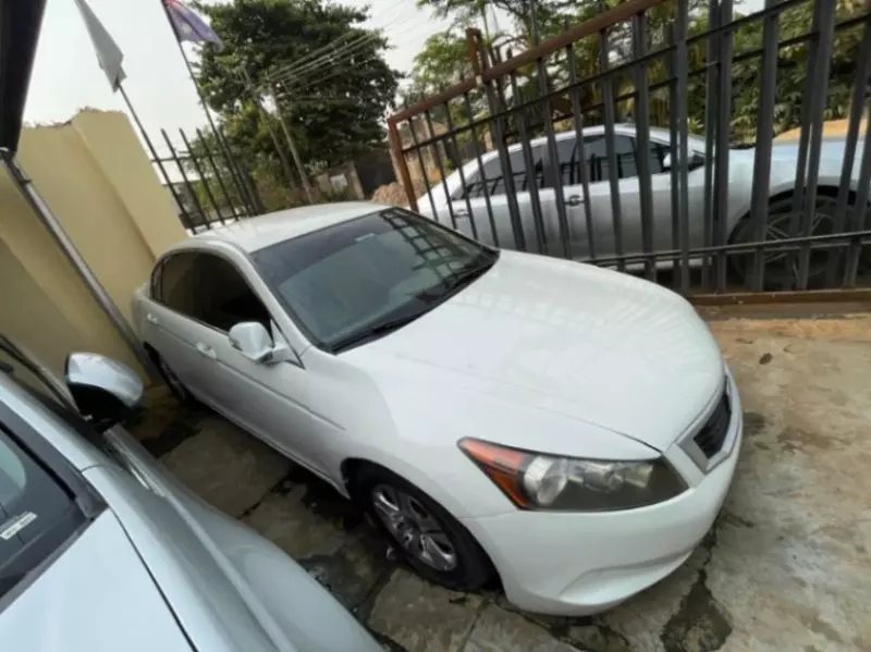 Honda Accord   - 2008