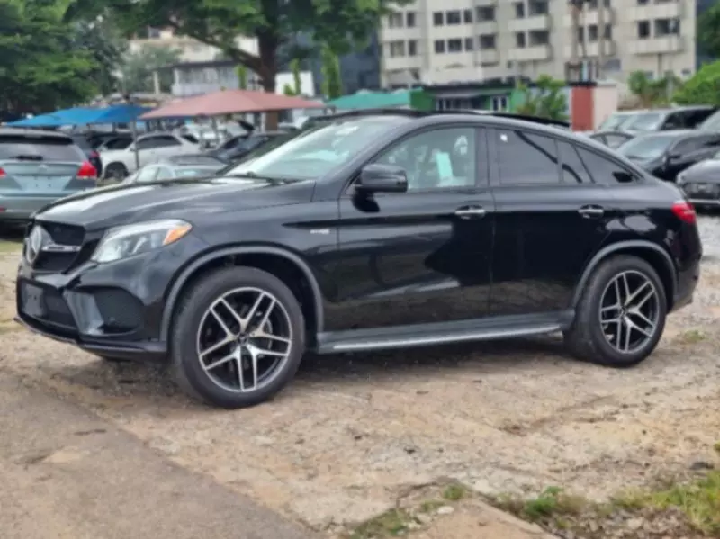 Mercedes-Benz GLE 43 AMG - 2018