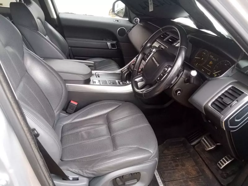 Land Rover Range Rover Sport   - 2016