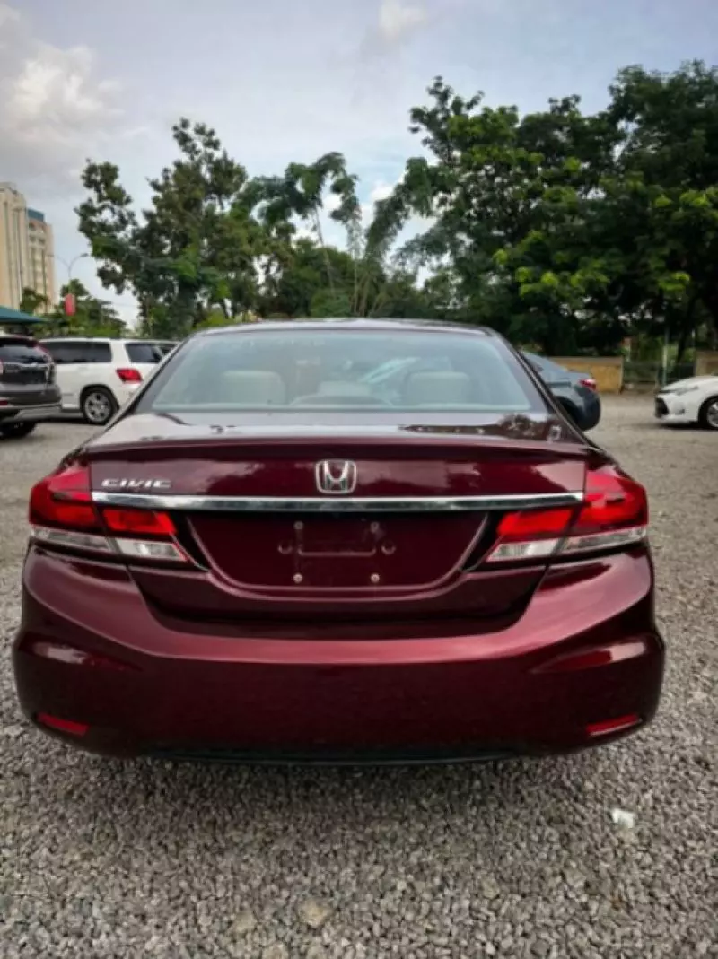 Honda Civic   - 2013