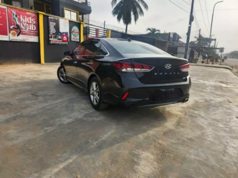 Hyundai Sonata   - 2018