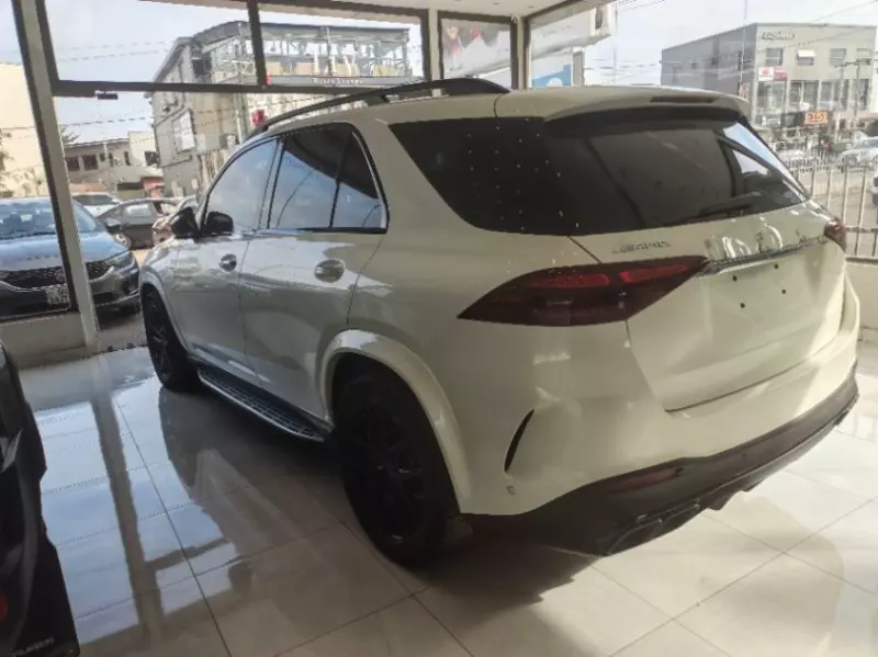 Mercedes-Benz GLE-Class   - 2024