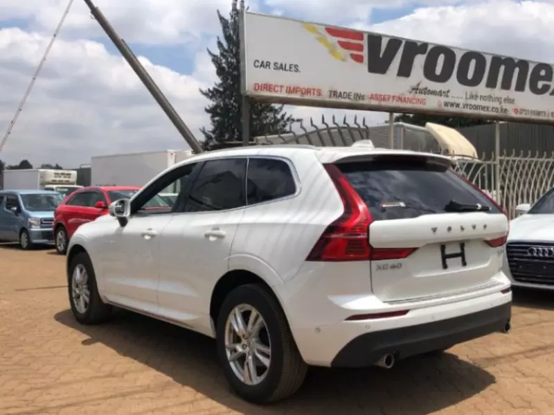 Volvo XC60   - 2018
