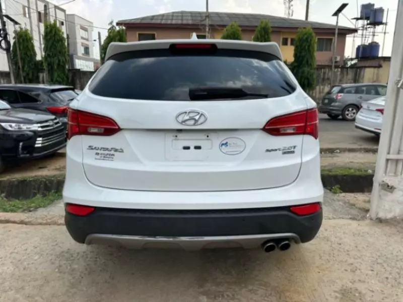 Hyundai Santa Fe Sport   - 2015