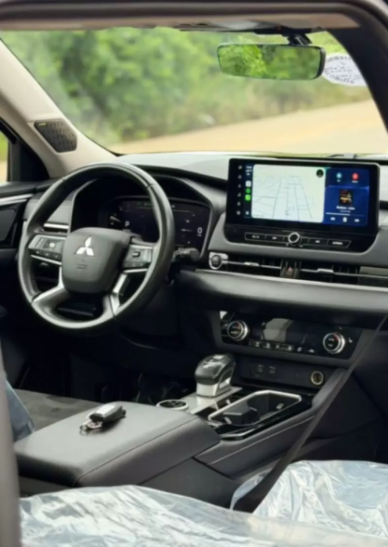 Mitsubishi New Outlander   - 2025
