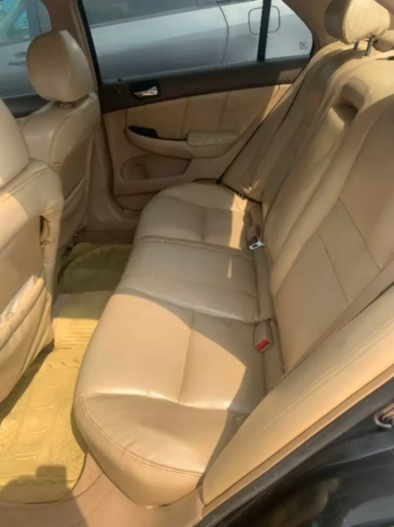 Honda Civic   - 2009