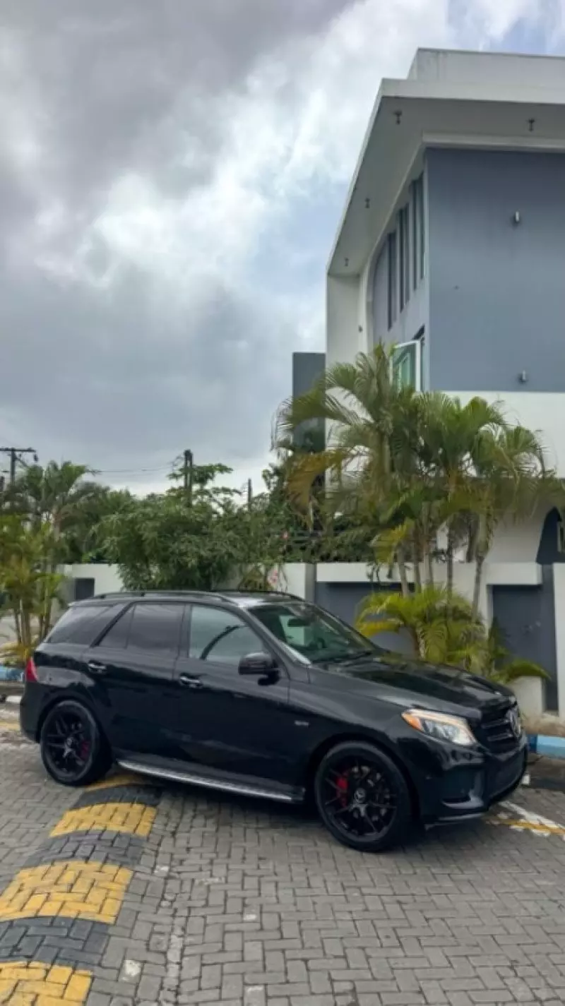 Mercedes-Benz GLE-Class   - 2018