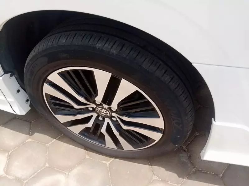 Toyota Alphard   - 2018