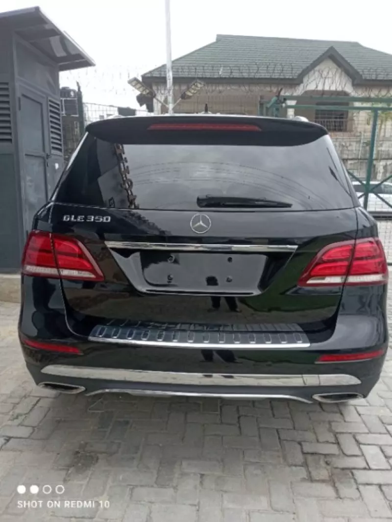 Mercedes-Benz GLE 350   - 2016