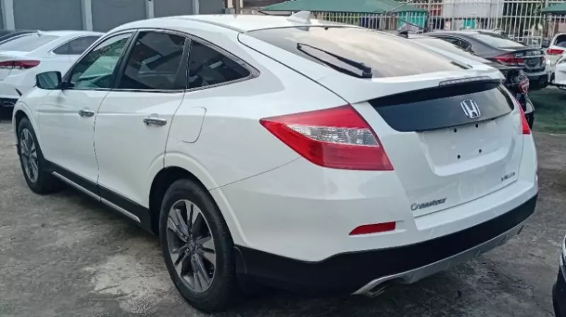 Honda Crosstour   - 2014