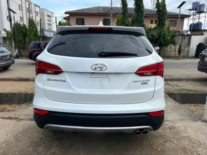 Hyundai Santa Fe Sport   - 2015
