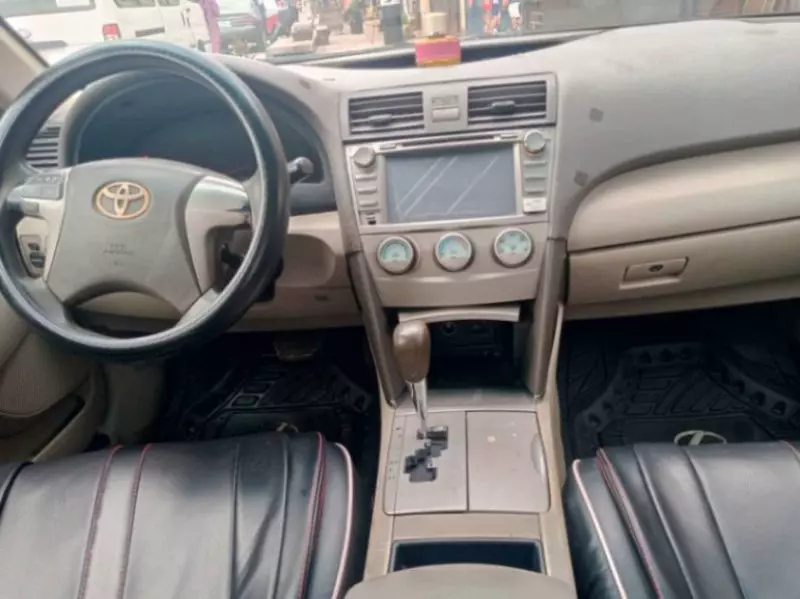 Toyota Camry   - 2008