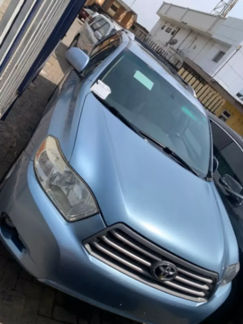 TOYOTA Highlander   - 2009