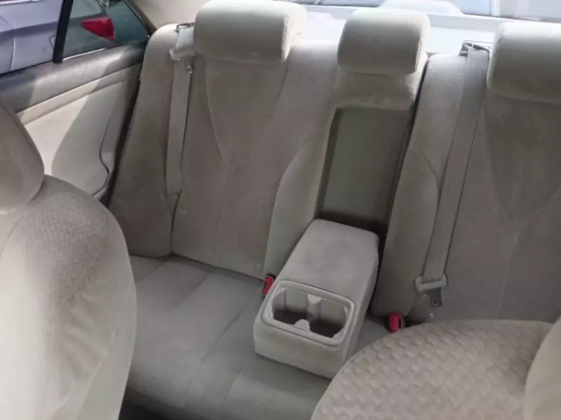 Toyota Camry   - 2010