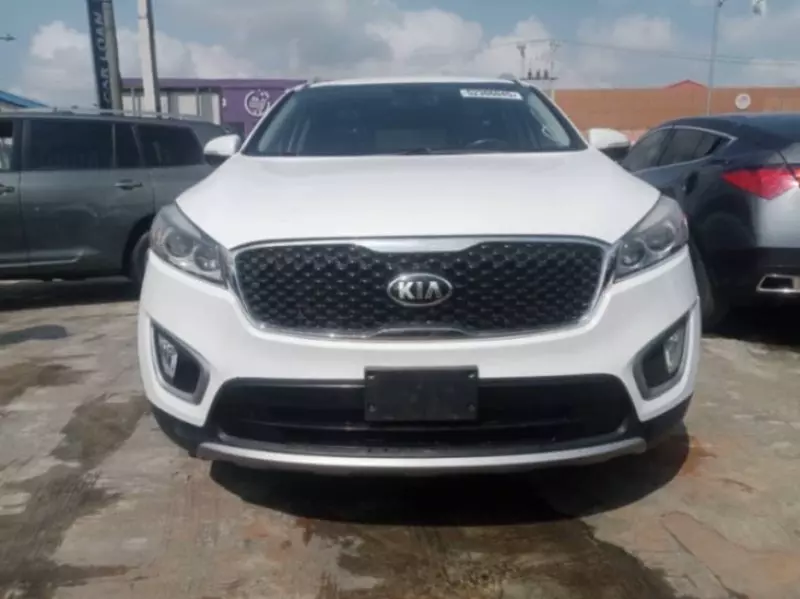 KIA Sorento   - 2016