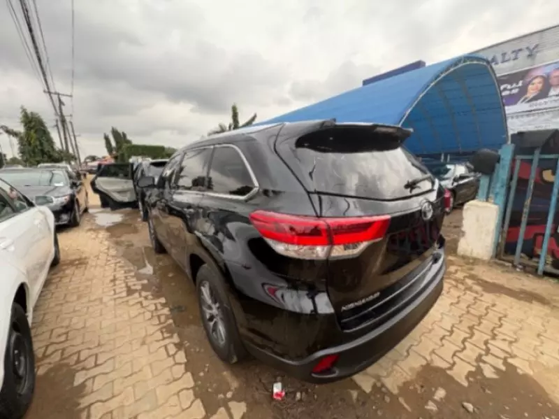 TOYOTA Highlander - 2019