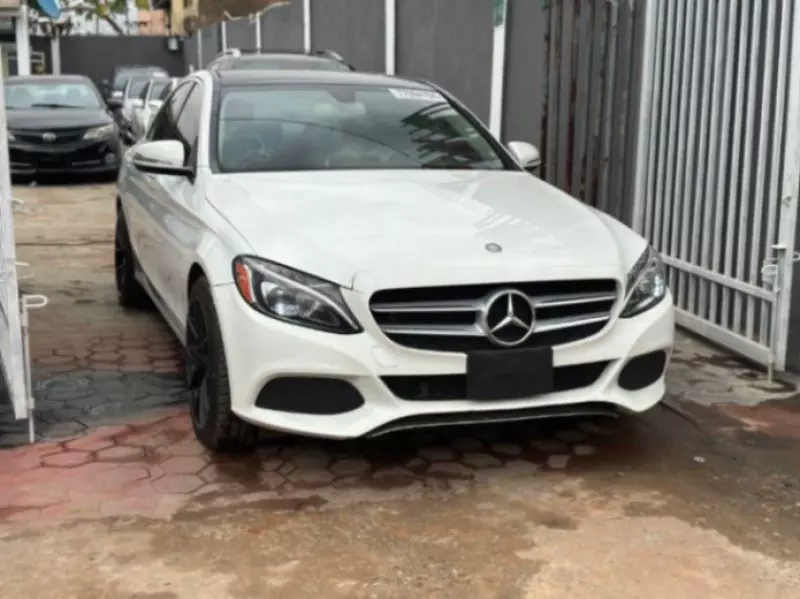 Mercedes-Benz C-Class   - 2015
