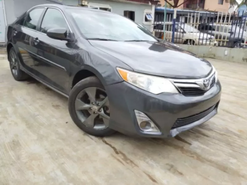 TOYOTA Camry   - 2014