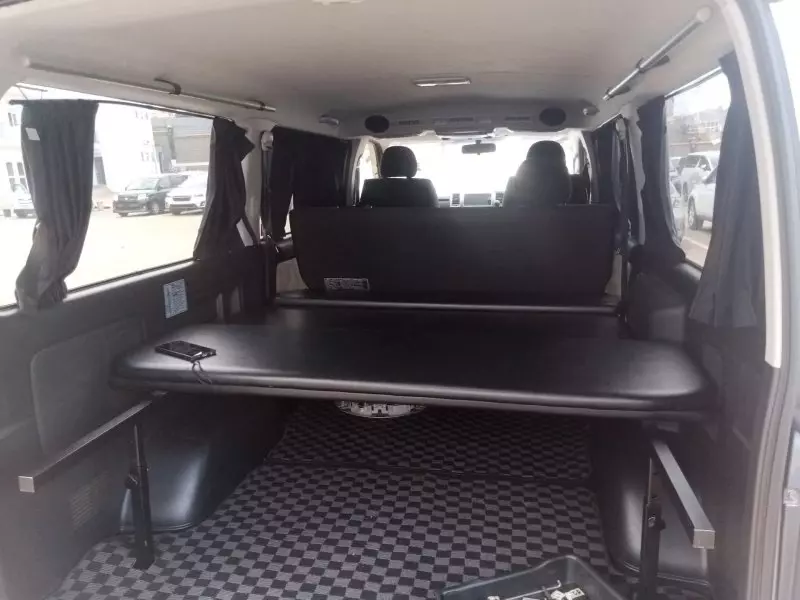 Toyota Hiace   - 2014