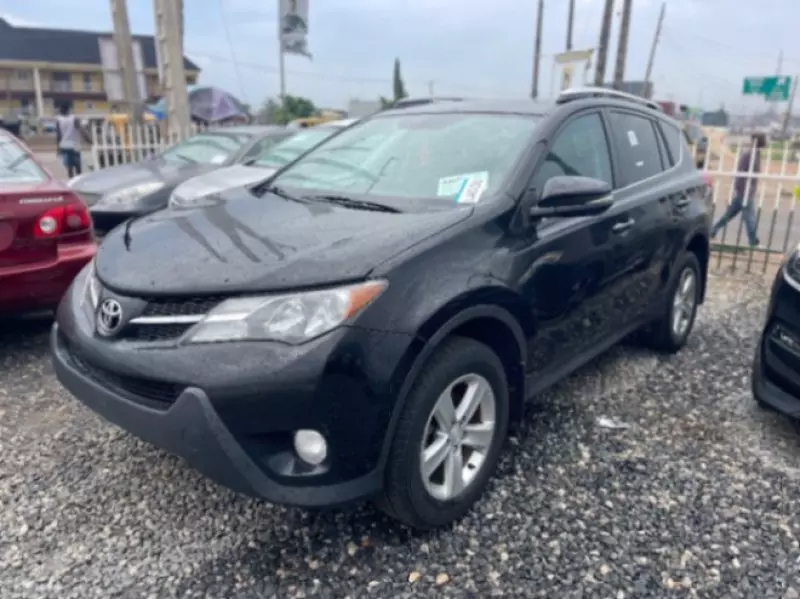 Toyota RAV4   - 2014