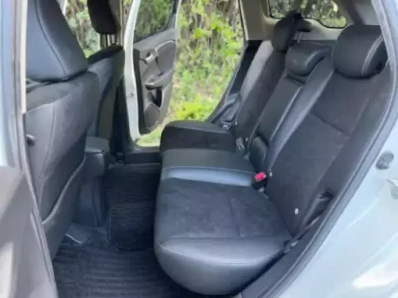 Honda Fit shuttle    - 2018