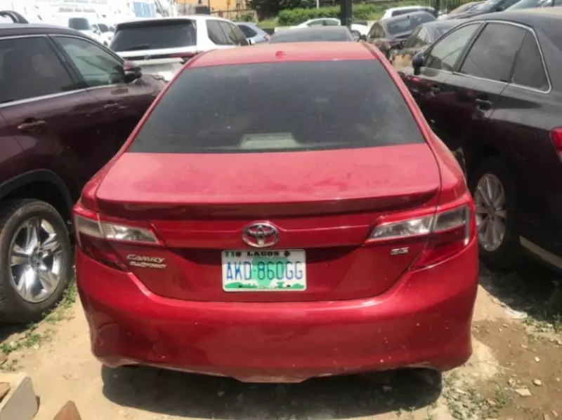 TOYOTA Camry   - 2012