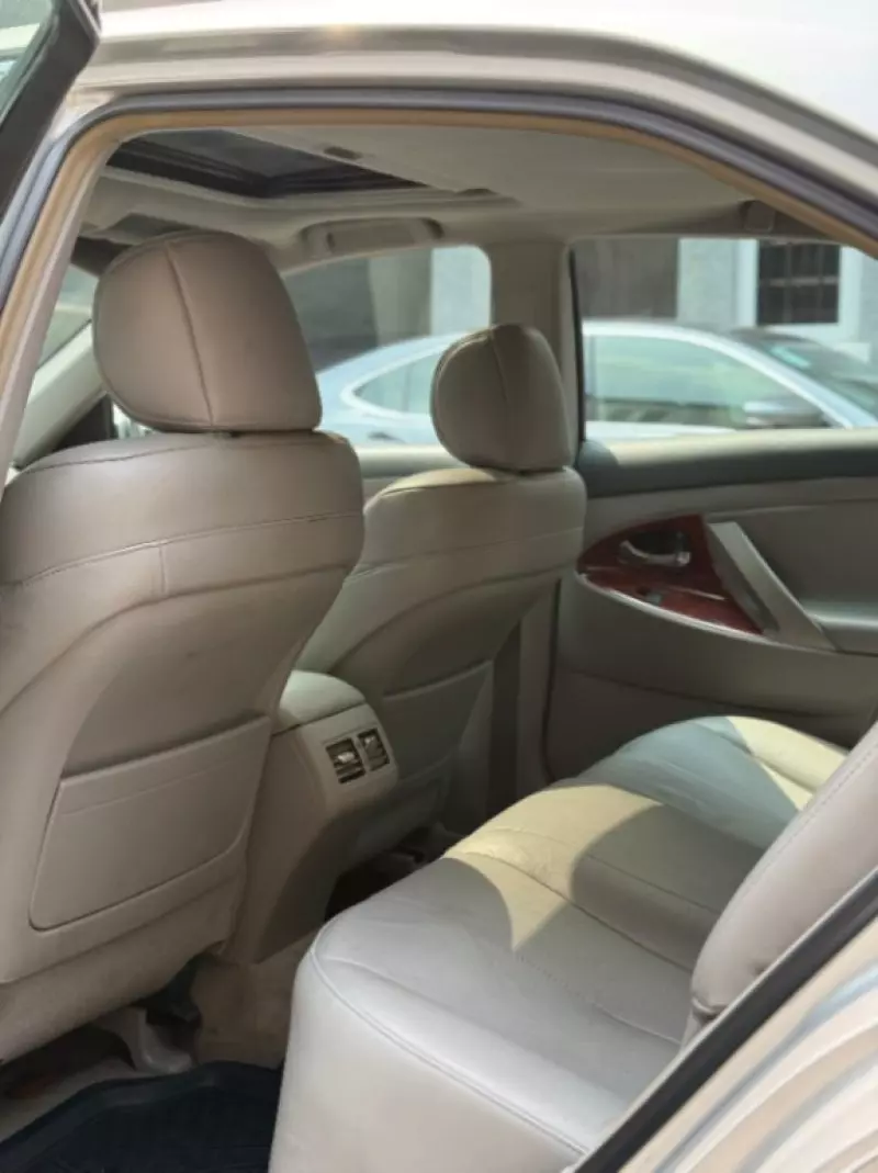 Toyota Camry - 2007