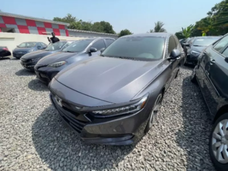 Honda Accord   - 2018