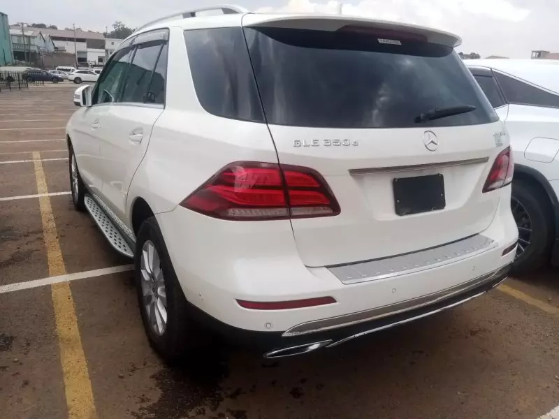Mercedes-Benz GLE 350   - 2002