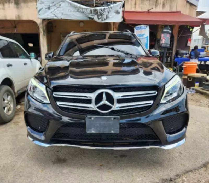 Mercedes-Benz GLE 350   - 2016