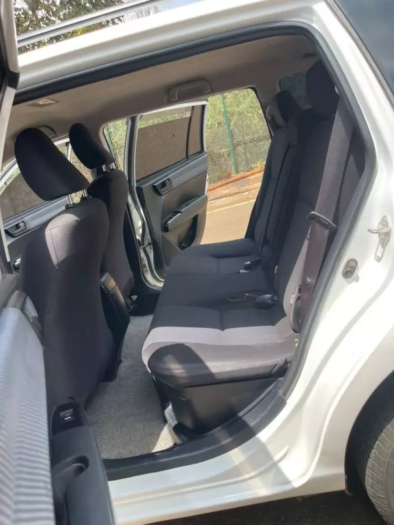 TOYOTA Fielder hybrid    - 2017