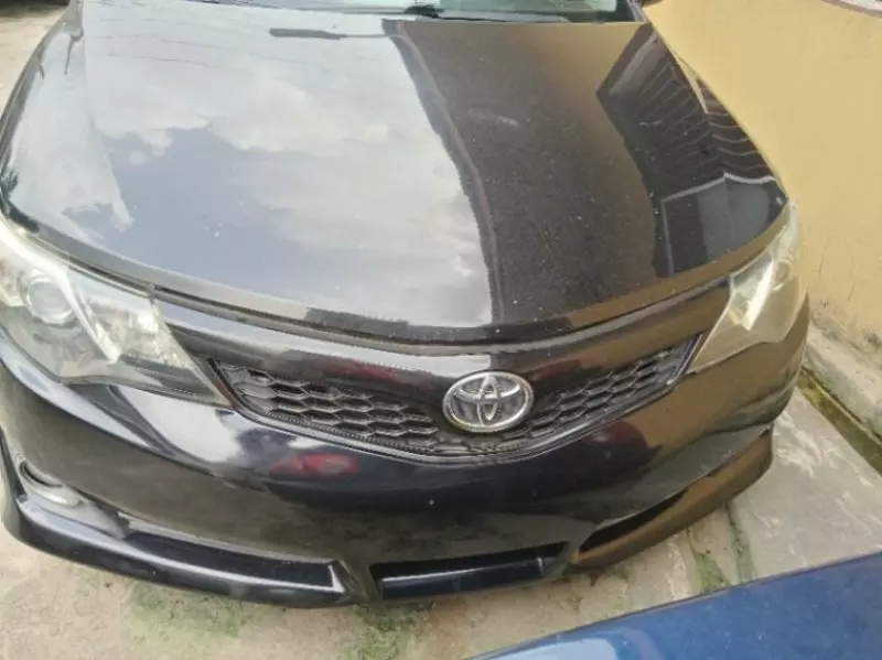 Toyota Camry - 2014