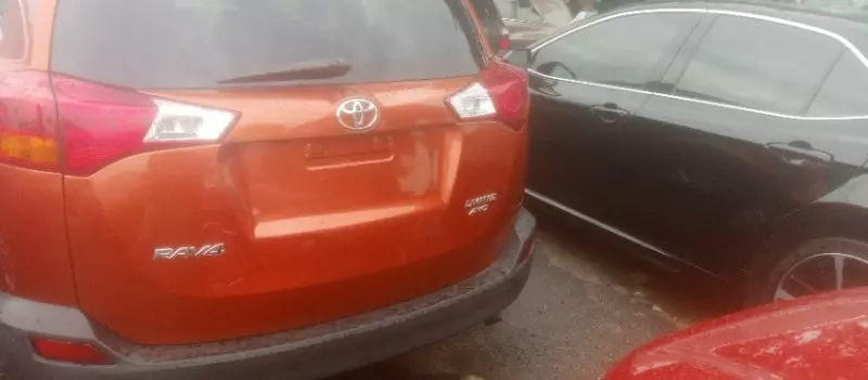 Toyota RAV 4 - 2014
