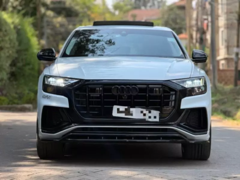 Audi Q8   - 2020