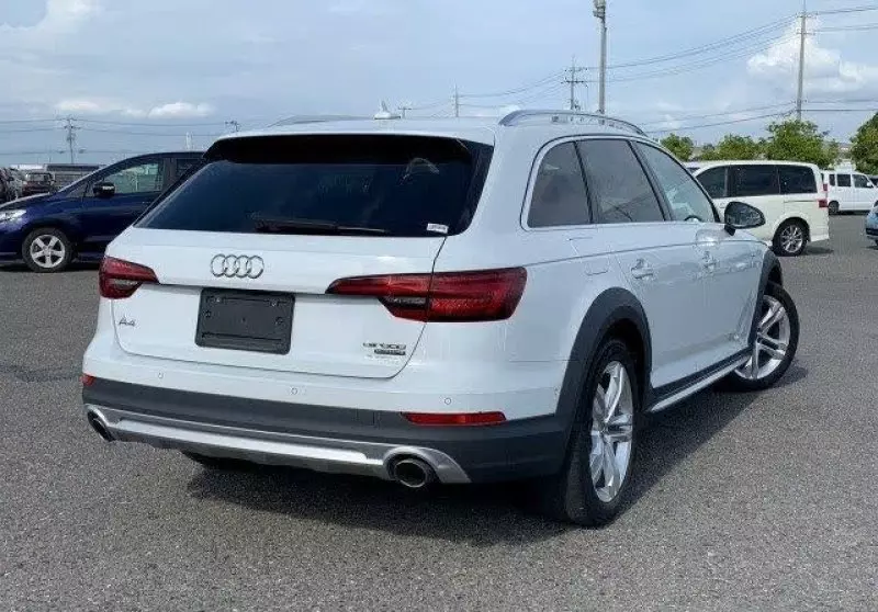 Audi A4 Allroad   - 2019