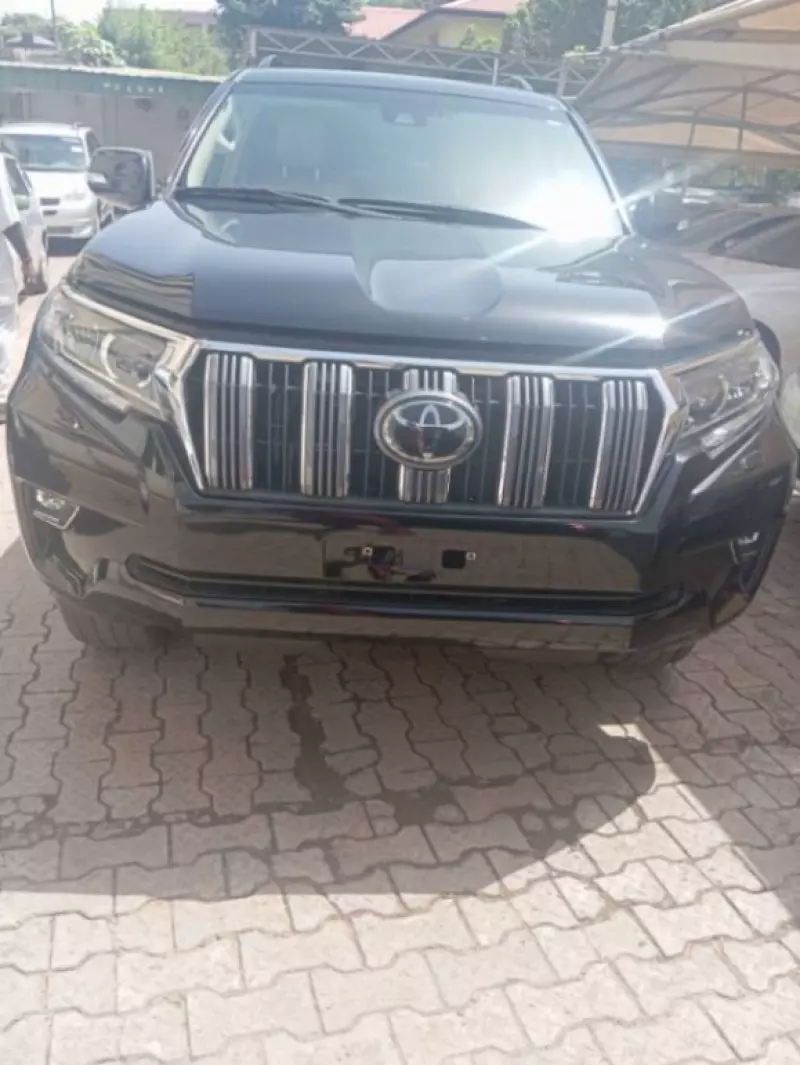 Toyota Land Cruiser   - 2022