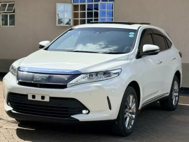 Toyota Harrier   - 2019