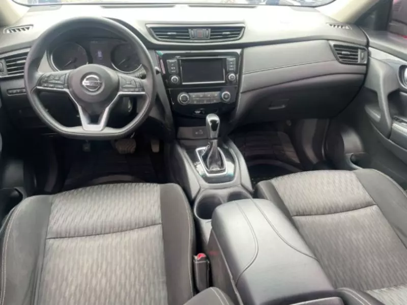 Nissan Rogue   - 2018