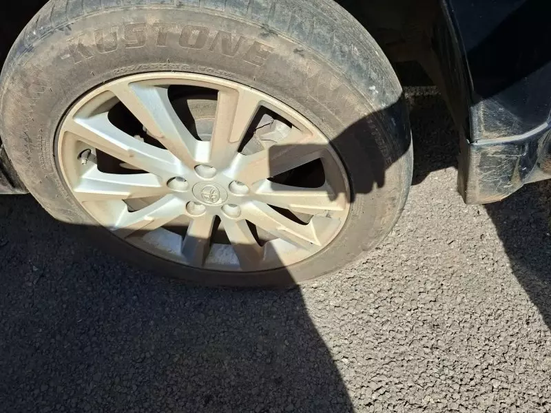 Toyota Vanguard    - 2013