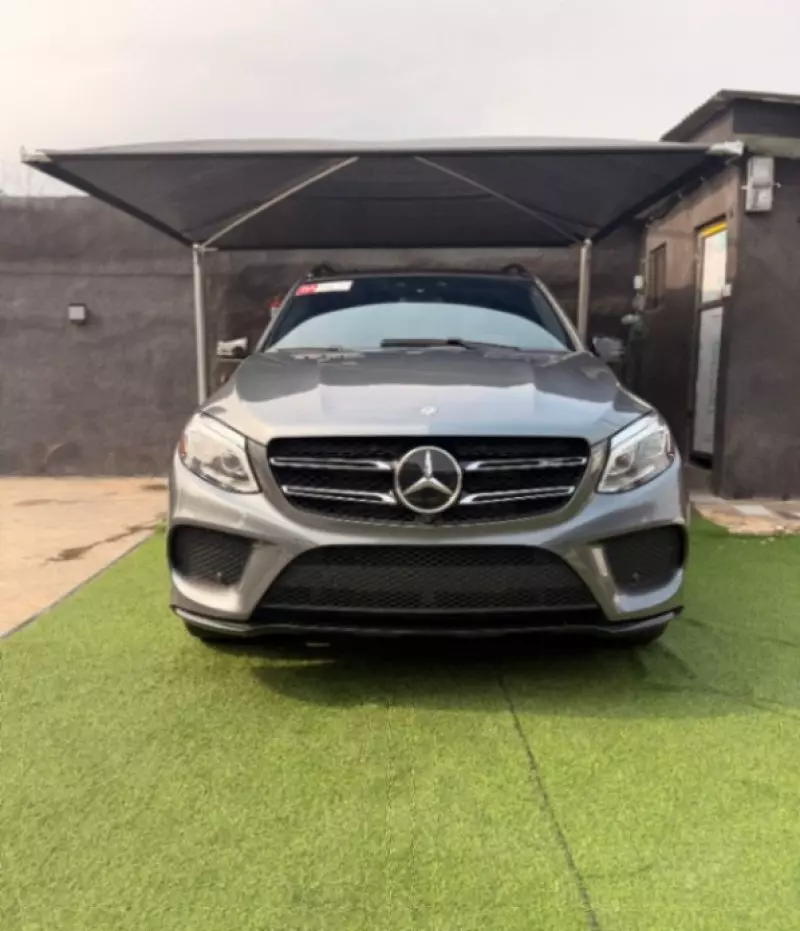 Mercedes-Benz GLE 43 AMG   - 2017