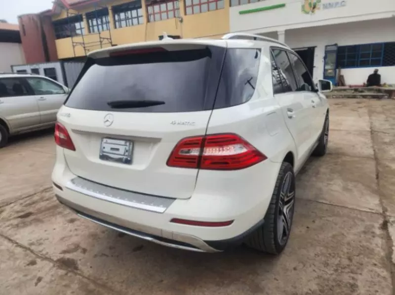 Mercedes-Benz Ml-class   - 2012