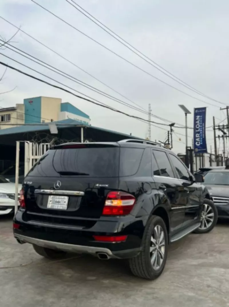 Mercedes-Benz ML 350   - 2010