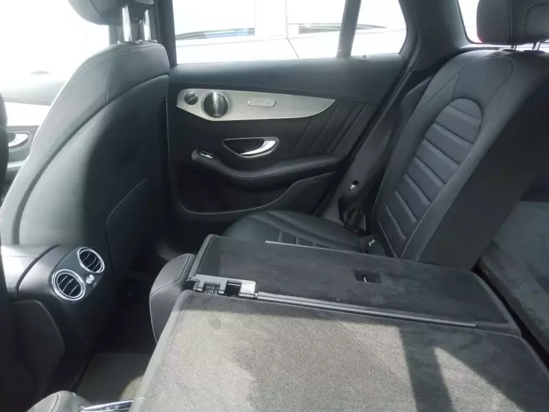 Mercedes-Benz GLC 220   - 2016
