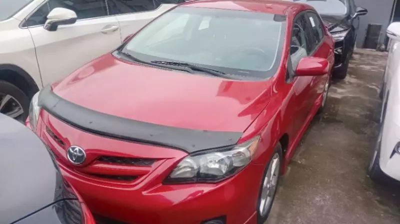 TOYOTA Corolla   - 2012